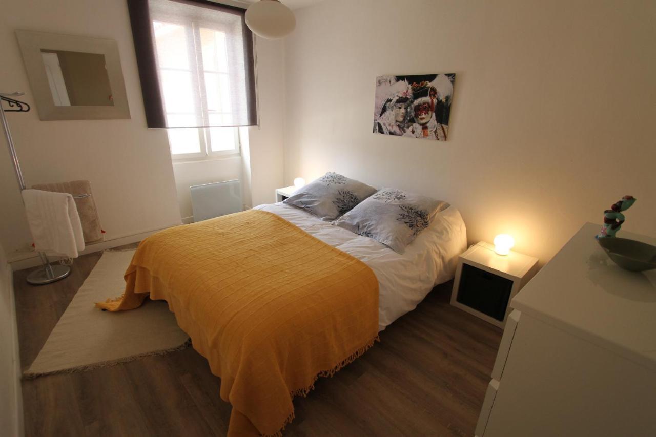 Maison Avec Piscine Et Jardin- 4 Chambres 8 Pers Cuers Εξωτερικό φωτογραφία