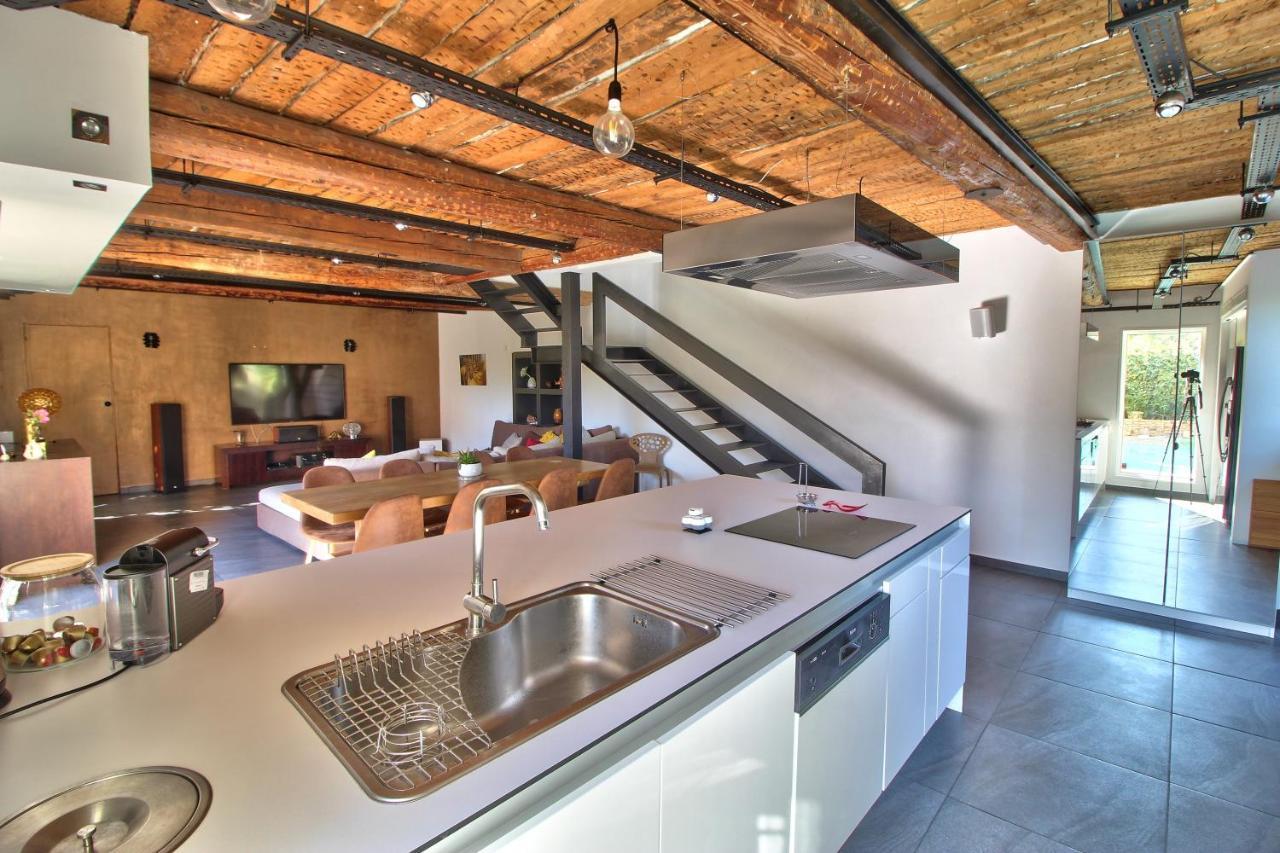 Maison Avec Piscine Et Jardin- 4 Chambres 8 Pers Cuers Εξωτερικό φωτογραφία